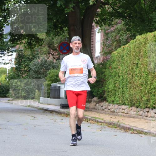 25.08.2024 - 20. Blankeneser Heldenlauf Strokosch-Dieckow http://msf.ph/oto/6859169 25.08.2024 09:54:56 Ziel 107 meine-sportfotos.de