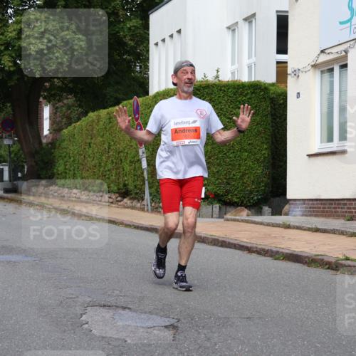 25.08.2024 - 20. Blankeneser Heldenlauf Strokosch-Dieckow http://msf.ph/oto/6859196 25.08.2024 09:54:59 Ziel 107 meine-sportfotos.de