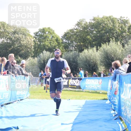 25.08.2024 - Elbe Triathlon Hamburg H.Heesch http://msf.ph/oto/6859241 25.08.2024 10:59:11 Ziel 248 meine-sportfotos.de