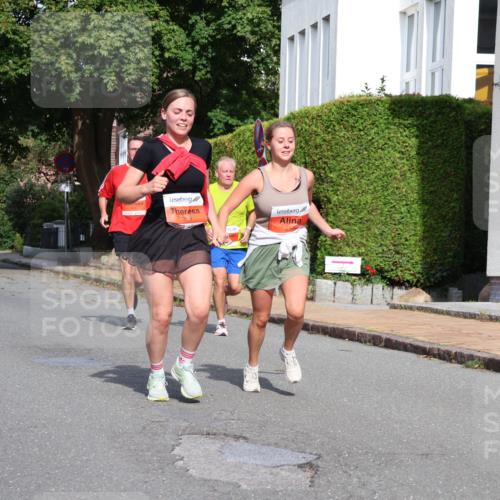 25.08.2024 - 20. Blankeneser Heldenlauf Strokosch-Dieckow http://msf.ph/oto/6859296 25.08.2024 09:55:14 Ziel 245, 246, 258, 259 meine-sportfotos.de