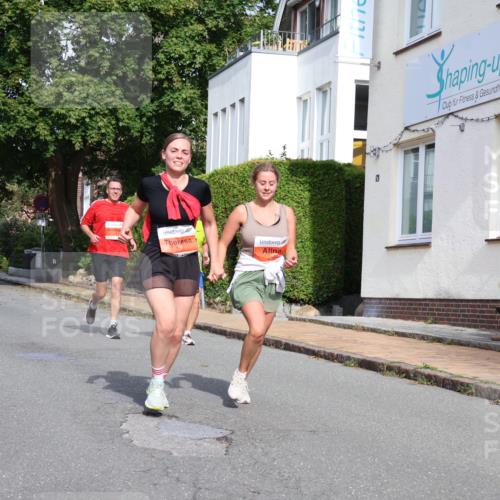 25.08.2024 - 20. Blankeneser Heldenlauf Strokosch-Dieckow http://msf.ph/oto/6859305 25.08.2024 09:55:15 Ziel 245, 246, 258, 259 meine-sportfotos.de