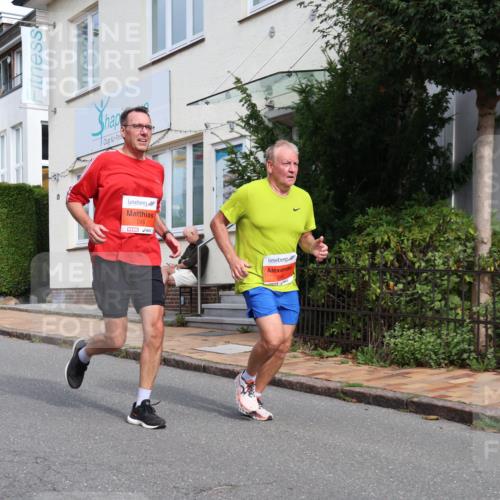 25.08.2024 - 20. Blankeneser Heldenlauf Strokosch-Dieckow http://msf.ph/oto/6859349 25.08.2024 09:55:18 Ziel 245, 246, 258, 259 meine-sportfotos.de