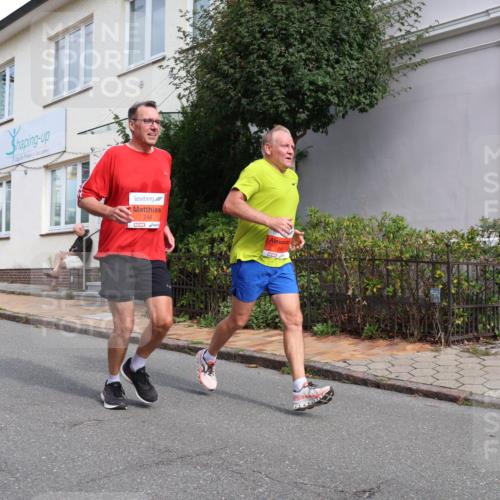 25.08.2024 - 20. Blankeneser Heldenlauf Strokosch-Dieckow http://msf.ph/oto/6859366 25.08.2024 09:55:18 Ziel 245, 246, 258, 259 meine-sportfotos.de