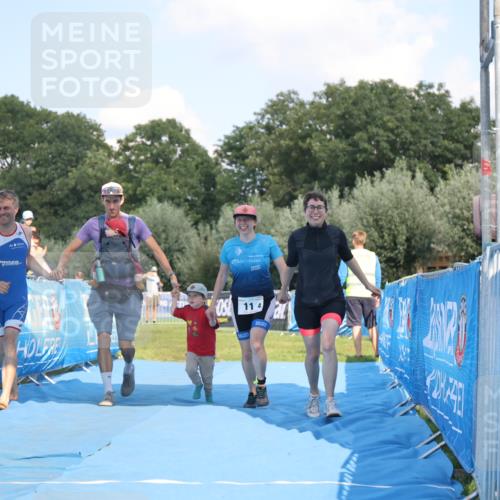 25.08.2024 - Elbe Triathlon Hamburg H.Heesch http://msf.ph/oto/6859388 25.08.2024 16:31:12 Ziel  meine-sportfotos.de