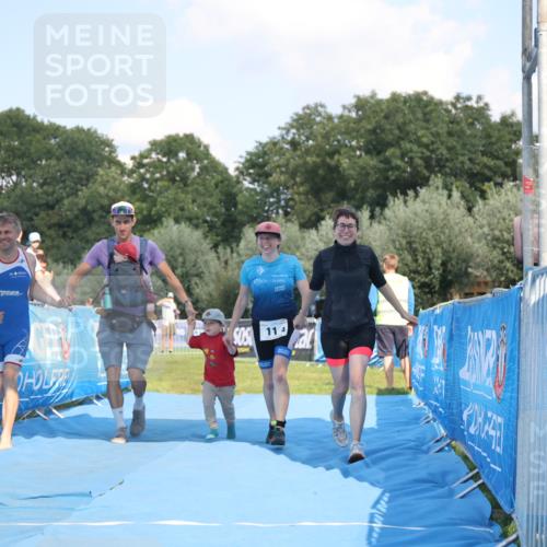 25.08.2024 - Elbe Triathlon Hamburg H.Heesch http://msf.ph/oto/6859393 25.08.2024 16:31:12 Ziel  meine-sportfotos.de