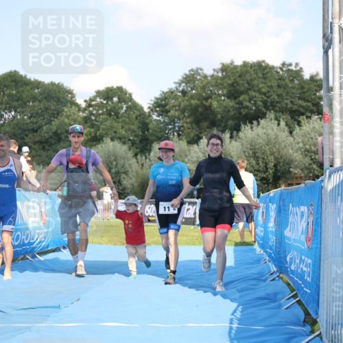 25.08.2024 - Elbe Triathlon Hamburg H.Heesch http://msf.ph/oto/6859402 25.08.2024 16:31:12 Ziel  meine-sportfotos.de