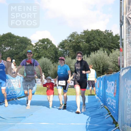 25.08.2024 - Elbe Triathlon Hamburg H.Heesch http://msf.ph/oto/6859419 25.08.2024 16:31:13 Ziel  meine-sportfotos.de