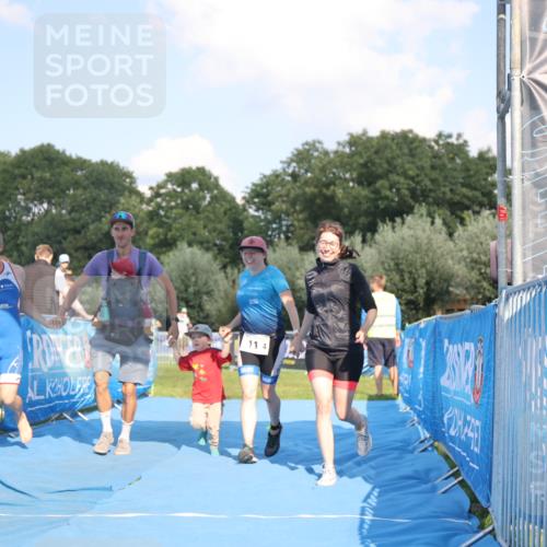 25.08.2024 - Elbe Triathlon Hamburg H.Heesch http://msf.ph/oto/6859428 25.08.2024 16:31:13 Ziel  meine-sportfotos.de