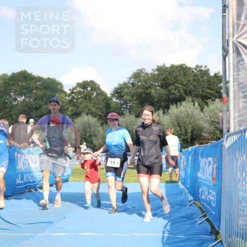 25.08.2024 - Elbe Triathlon Hamburg H.Heesch http://msf.ph/oto/6859435 25.08.2024 16:31:13 Ziel  meine-sportfotos.de