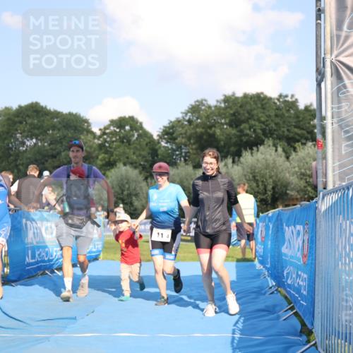 25.08.2024 - Elbe Triathlon Hamburg H.Heesch http://msf.ph/oto/6859440 25.08.2024 16:31:13 Ziel  meine-sportfotos.de