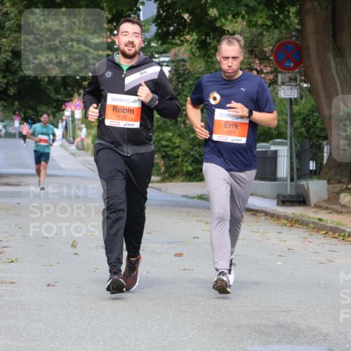25.08.2024 - 20. Blankeneser Heldenlauf Strokosch-Dieckow http://msf.ph/oto/6859449 25.08.2024 09:55:55 Ziel 184, 196 meine-sportfotos.de