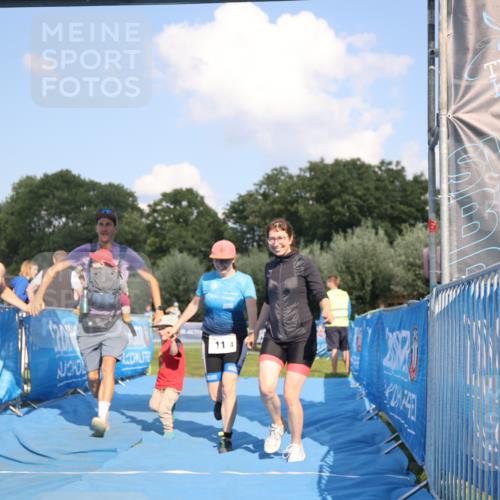 25.08.2024 - Elbe Triathlon Hamburg H.Heesch http://msf.ph/oto/6859470 25.08.2024 16:31:13 Ziel  meine-sportfotos.de