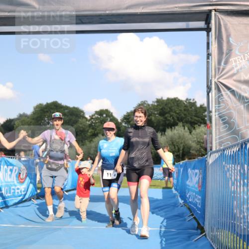 25.08.2024 - Elbe Triathlon Hamburg H.Heesch http://msf.ph/oto/6859498 25.08.2024 16:31:14 Ziel  meine-sportfotos.de