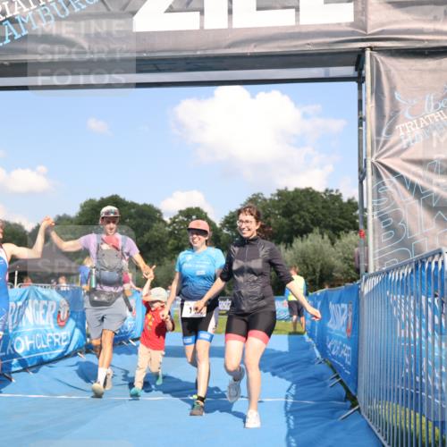 25.08.2024 - Elbe Triathlon Hamburg H.Heesch http://msf.ph/oto/6859513 25.08.2024 16:31:14 Ziel  meine-sportfotos.de