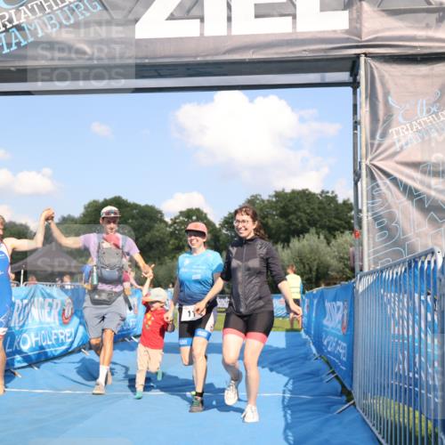 25.08.2024 - Elbe Triathlon Hamburg H.Heesch http://msf.ph/oto/6859516 25.08.2024 16:31:14 Ziel  meine-sportfotos.de