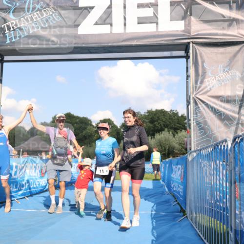 25.08.2024 - Elbe Triathlon Hamburg H.Heesch http://msf.ph/oto/6859529 25.08.2024 16:31:14 Ziel  meine-sportfotos.de
