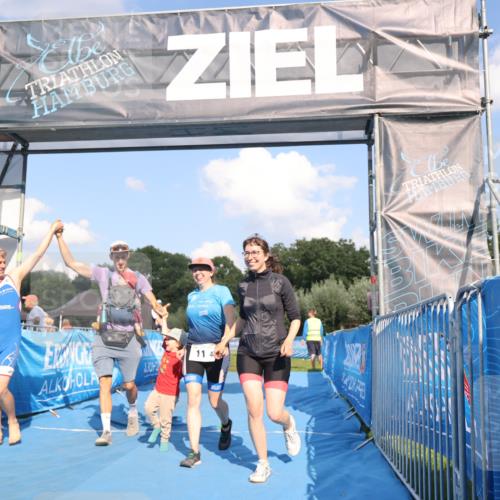 25.08.2024 - Elbe Triathlon Hamburg H.Heesch http://msf.ph/oto/6859548 25.08.2024 16:31:14 Ziel  meine-sportfotos.de