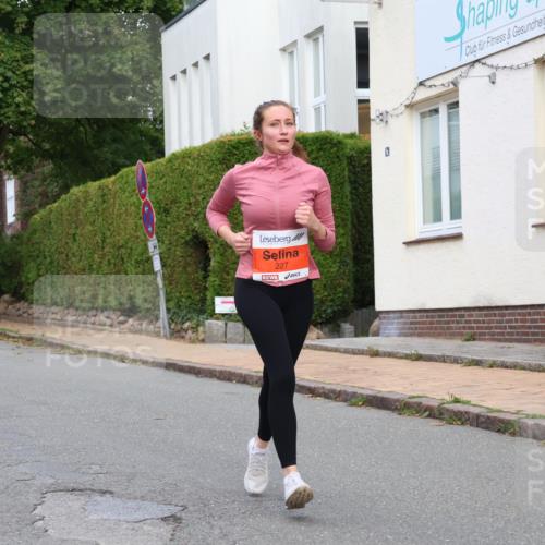 25.08.2024 - 20. Blankeneser Heldenlauf Strokosch-Dieckow http://msf.ph/oto/6859558 25.08.2024 09:56:45 Ziel 227 meine-sportfotos.de