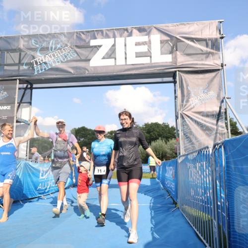 25.08.2024 - Elbe Triathlon Hamburg H.Heesch http://msf.ph/oto/6859576 25.08.2024 16:31:15 Ziel  meine-sportfotos.de