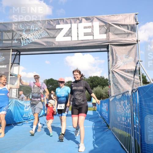 25.08.2024 - Elbe Triathlon Hamburg H.Heesch http://msf.ph/oto/6859580 25.08.2024 16:31:15 Ziel  meine-sportfotos.de