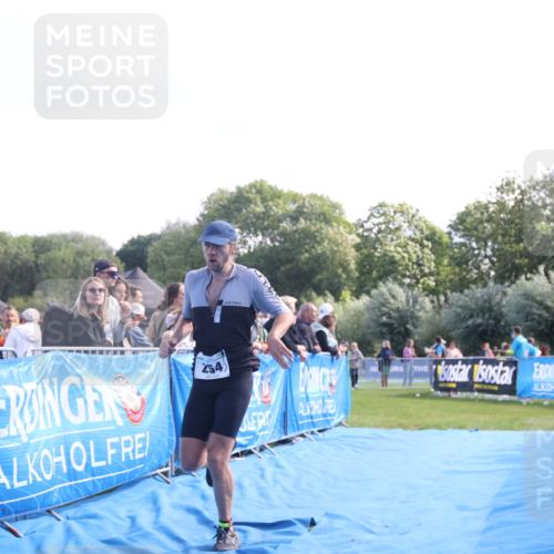 25.08.2024 - Elbe Triathlon Hamburg H.Heesch http://msf.ph/oto/6859583 25.08.2024 11:00:41 Ziel 254 meine-sportfotos.de
