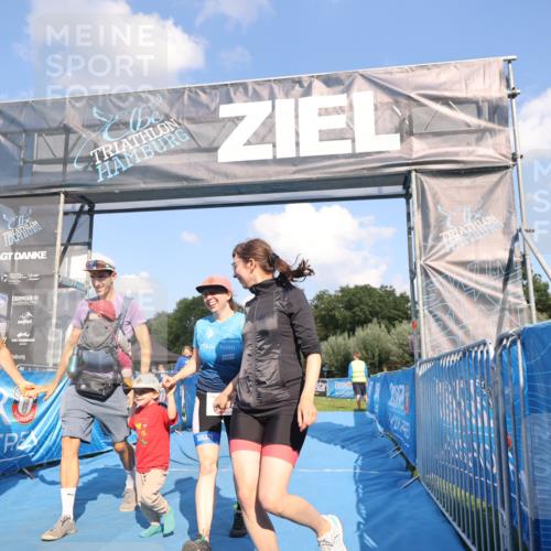 25.08.2024 - Elbe Triathlon Hamburg H.Heesch http://msf.ph/oto/6859622 25.08.2024 16:31:15 Ziel  meine-sportfotos.de