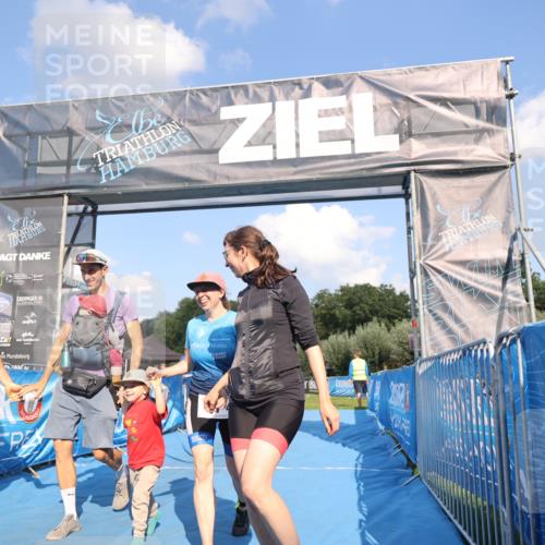 25.08.2024 - Elbe Triathlon Hamburg H.Heesch http://msf.ph/oto/6859632 25.08.2024 16:31:15 Ziel  meine-sportfotos.de