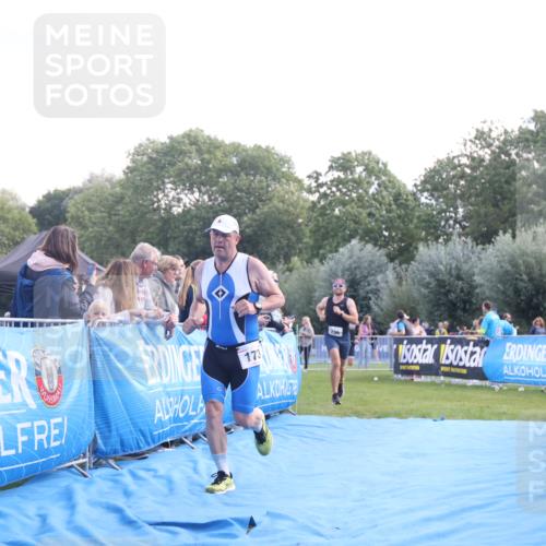 25.08.2024 - Elbe Triathlon Hamburg H.Heesch http://msf.ph/oto/6859643 25.08.2024 11:00:52 Ziel 173, 236, 440 meine-sportfotos.de