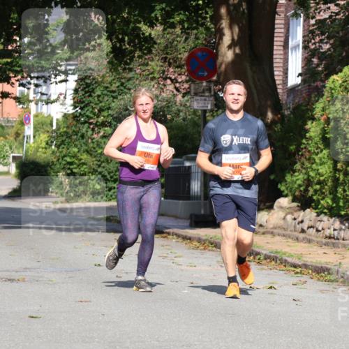 25.08.2024 - 20. Blankeneser Heldenlauf Strokosch-Dieckow http://msf.ph/oto/6859693 25.08.2024 09:59:53 Ziel 218, 219 meine-sportfotos.de