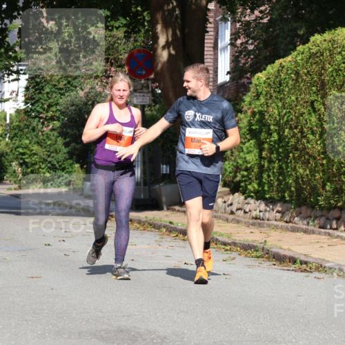 25.08.2024 - 20. Blankeneser Heldenlauf Strokosch-Dieckow http://msf.ph/oto/6859699 25.08.2024 09:59:54 Ziel 218, 219 meine-sportfotos.de
