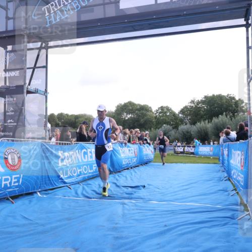 25.08.2024 - Elbe Triathlon Hamburg H.Heesch http://msf.ph/oto/6859707 25.08.2024 11:00:53 Ziel 173, 236, 440 meine-sportfotos.de