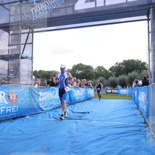 25.08.2024 - Elbe Triathlon Hamburg H.Heesch http://msf.ph/oto/6859712 25.08.2024 11:00:53 Ziel 173, 236, 440 meine-sportfotos.de