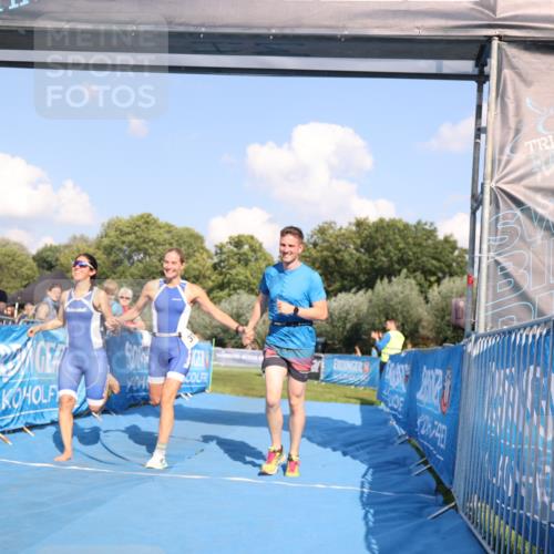 25.08.2024 - Elbe Triathlon Hamburg H.Heesch http://msf.ph/oto/6859730 25.08.2024 16:34:42 Ziel  meine-sportfotos.de