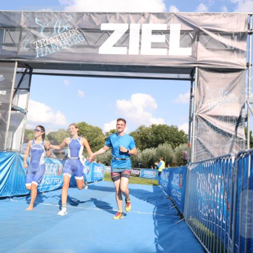 25.08.2024 - Elbe Triathlon Hamburg H.Heesch http://msf.ph/oto/6859760 25.08.2024 16:34:42 Ziel  meine-sportfotos.de