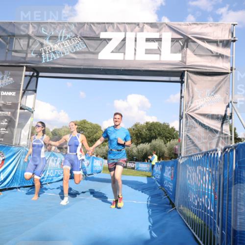 25.08.2024 - Elbe Triathlon Hamburg H.Heesch http://msf.ph/oto/6859765 25.08.2024 16:34:42 Ziel  meine-sportfotos.de