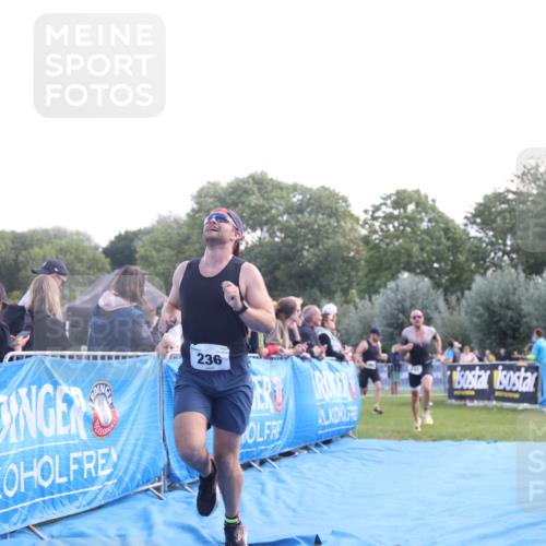 25.08.2024 - Elbe Triathlon Hamburg H.Heesch http://msf.ph/oto/6859766 25.08.2024 11:00:55 Ziel 173, 236, 261, 440 meine-sportfotos.de