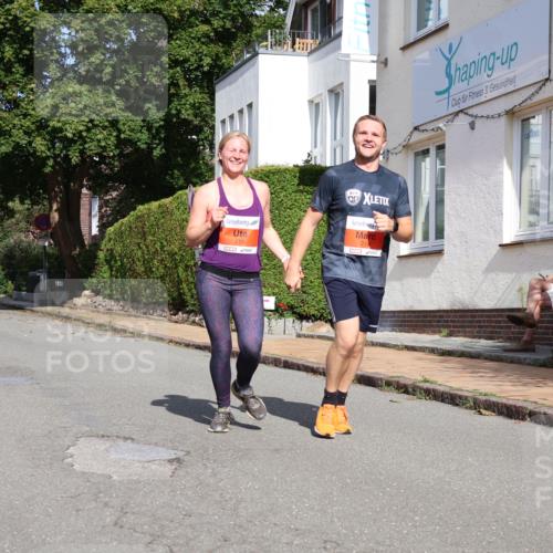 25.08.2024 - 20. Blankeneser Heldenlauf Strokosch-Dieckow http://msf.ph/oto/6859784 25.08.2024 09:59:58 Ziel 218, 219 meine-sportfotos.de