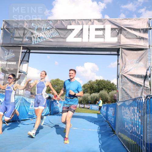 25.08.2024 - Elbe Triathlon Hamburg H.Heesch http://msf.ph/oto/6859790 25.08.2024 16:34:43 Ziel  meine-sportfotos.de