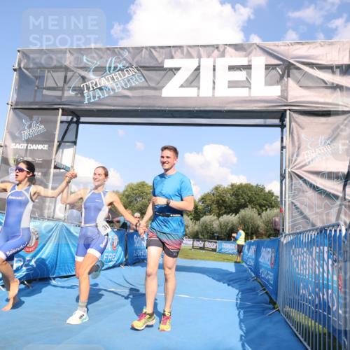 25.08.2024 - Elbe Triathlon Hamburg H.Heesch http://msf.ph/oto/6859797 25.08.2024 16:34:43 Ziel  meine-sportfotos.de