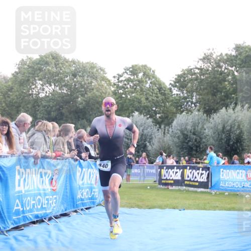 25.08.2024 - Elbe Triathlon Hamburg H.Heesch http://msf.ph/oto/6859812 25.08.2024 11:00:57 Ziel 173, 236, 261, 440 meine-sportfotos.de