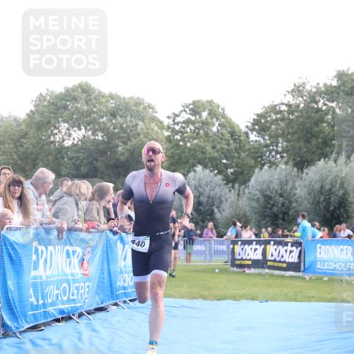 25.08.2024 - Elbe Triathlon Hamburg H.Heesch http://msf.ph/oto/6859825 25.08.2024 11:00:57 Ziel 173, 236, 261, 440 meine-sportfotos.de