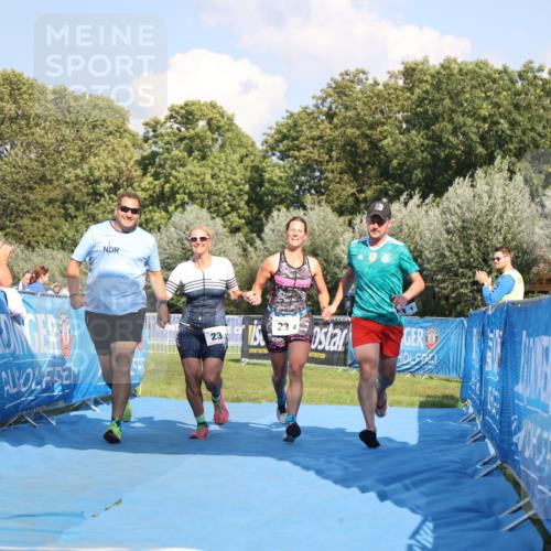 25.08.2024 - Elbe Triathlon Hamburg H.Heesch http://msf.ph/oto/6859827 25.08.2024 16:36:00 Ziel  meine-sportfotos.de