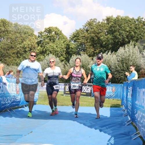 25.08.2024 - Elbe Triathlon Hamburg H.Heesch http://msf.ph/oto/6859831 25.08.2024 16:36:00 Ziel  meine-sportfotos.de