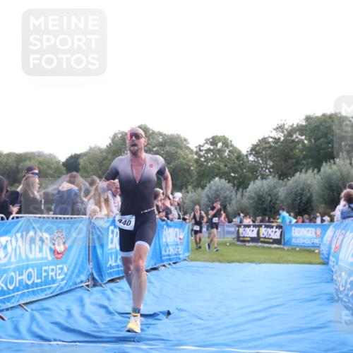 25.08.2024 - Elbe Triathlon Hamburg H.Heesch http://msf.ph/oto/6859868 25.08.2024 11:00:57 Ziel 173, 236, 261, 440 meine-sportfotos.de