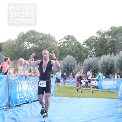 25.08.2024 - Elbe Triathlon Hamburg H.Heesch http://msf.ph/oto/6859905 25.08.2024 11:01:02 Ziel 236, 261, 440 meine-sportfotos.de