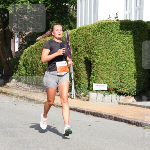 25.08.2024 - 20. Blankeneser Heldenlauf Strokosch-Dieckow http://msf.ph/oto/6859920 25.08.2024 10:00:42 Ziel 109, 172, 292, 293 meine-sportfotos.de
