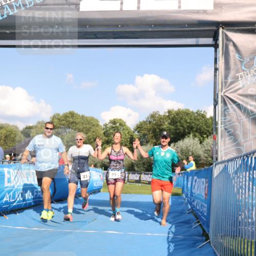 25.08.2024 - Elbe Triathlon Hamburg H.Heesch http://msf.ph/oto/6859926 25.08.2024 16:36:01 Ziel  meine-sportfotos.de