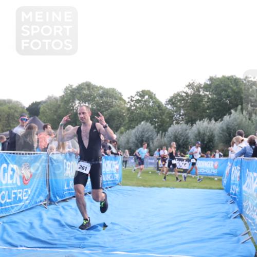 25.08.2024 - Elbe Triathlon Hamburg H.Heesch http://msf.ph/oto/6859930 25.08.2024 11:01:02 Ziel 236, 261, 440 meine-sportfotos.de