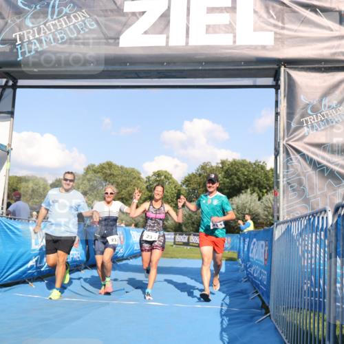 25.08.2024 - Elbe Triathlon Hamburg H.Heesch http://msf.ph/oto/6859944 25.08.2024 16:36:01 Ziel  meine-sportfotos.de
