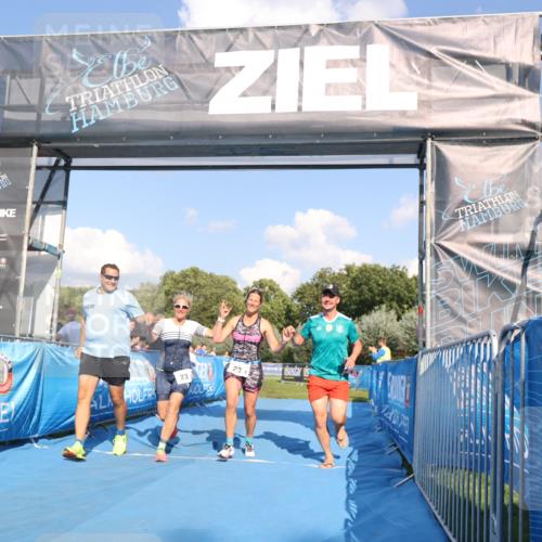 25.08.2024 - Elbe Triathlon Hamburg H.Heesch http://msf.ph/oto/6859960 25.08.2024 16:36:01 Ziel  meine-sportfotos.de